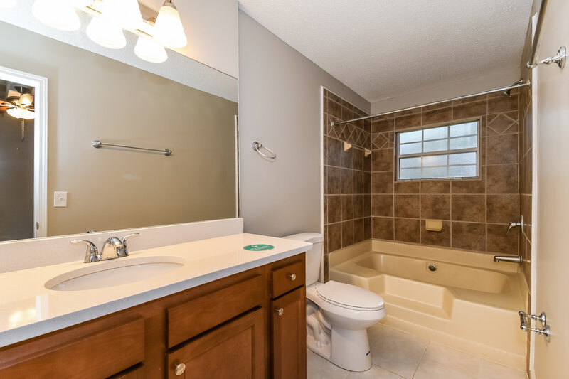 3,380/Mo, 12526 Richards Rook Ln Jacksonville, FL 32246 Main Bathroom View