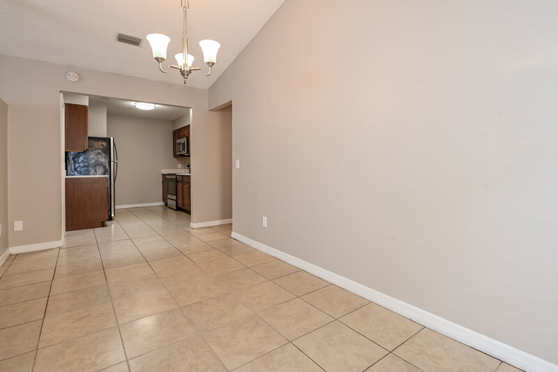 1,785/Mo, 1834 Manitoba Ct N. Middleburg, FL 32068 Dining Room View 2