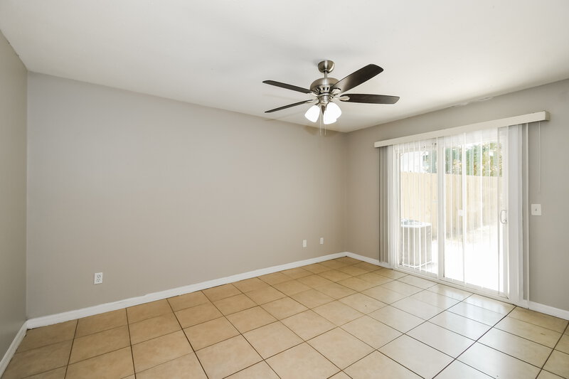 1,695/Mo, 1834 Manitoba Ct N. Middleburg, FL 32068 Main Bedroom View