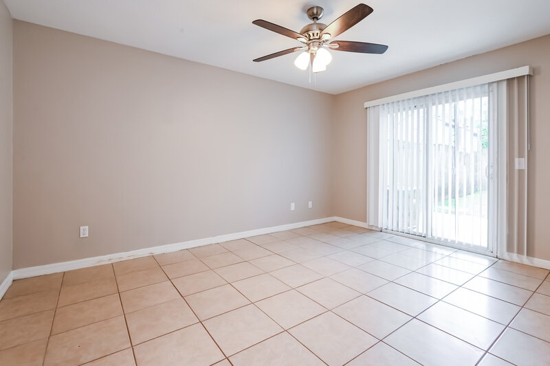 1,785/Mo, 1834 Manitoba Ct N. Middleburg, FL 32068 Main Bedroom View 2