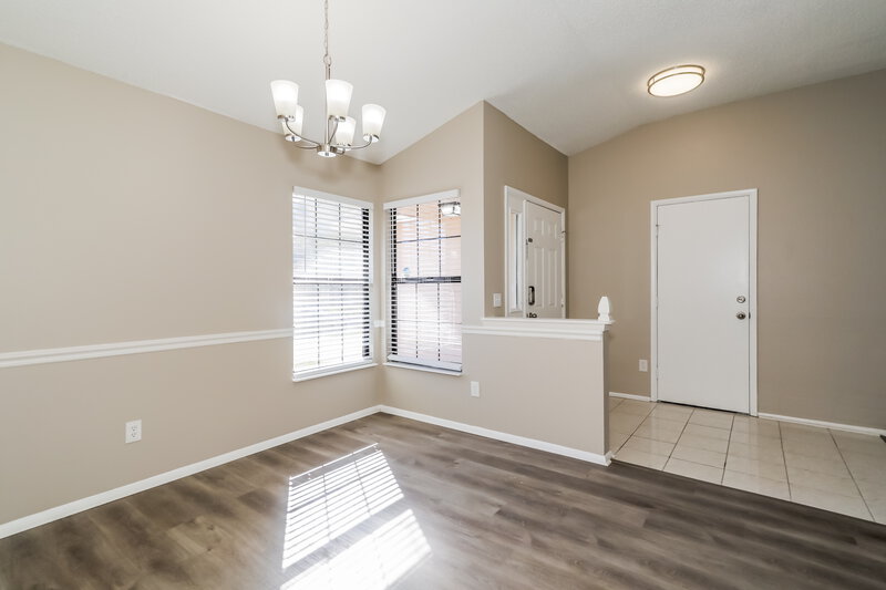 1,715/Mo, 8018 Weather Vane Dr Jacksonville, FL 32244 Dining Room View