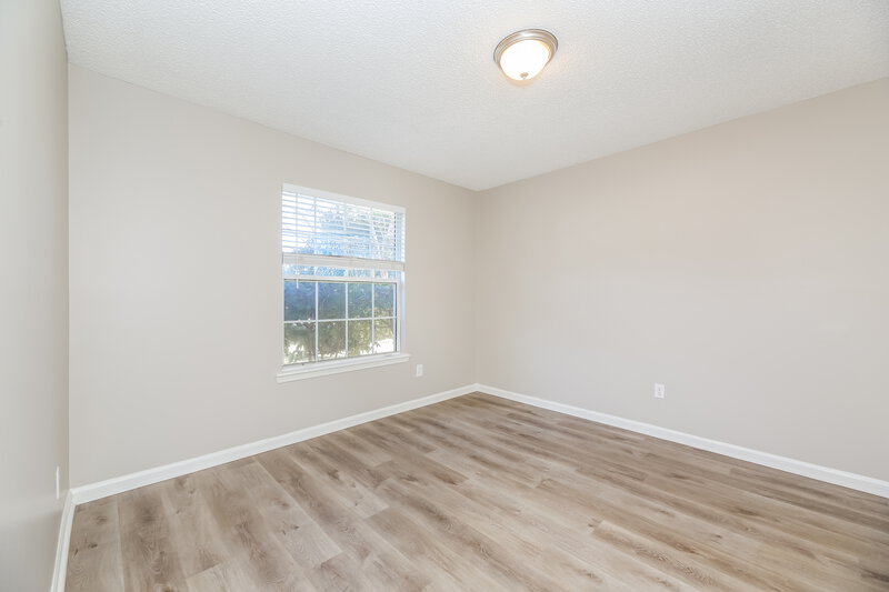 2,230/Mo, 880 Long Lake Dr Jacksonville, FL 32225 Bedroom View 3