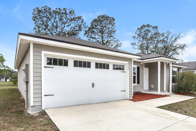 2,225/Mo, 8754 Kaye Ln Jacksonville, FL 32244 Front View
