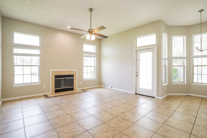 2,375/Mo, 3948 Heavenside Ct Orange Park, FL 32073 Living Room View
