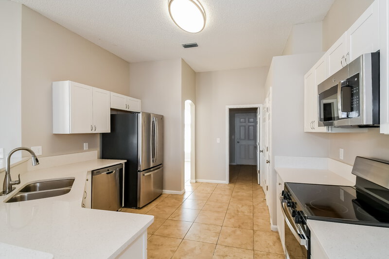 2,380/Mo, 3948 Heavenside Ct Orange Park, FL 32073 Kitchen View