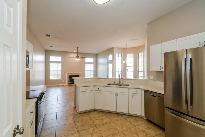 2,380/Mo, 3948 Heavenside Ct Orange Park, FL 32073 Kitchen View 2