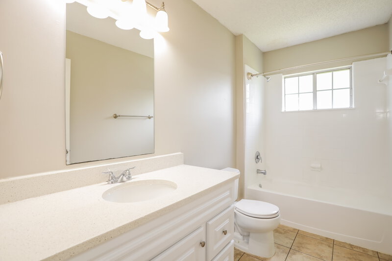 2,375/Mo, 3948 Heavenside Ct Orange Park, FL 32073 Bathroom View