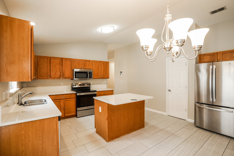 1,885/Mo, 1510 Cedar Grove Ter Fleming Island, FL 32003 Kitchen View 2