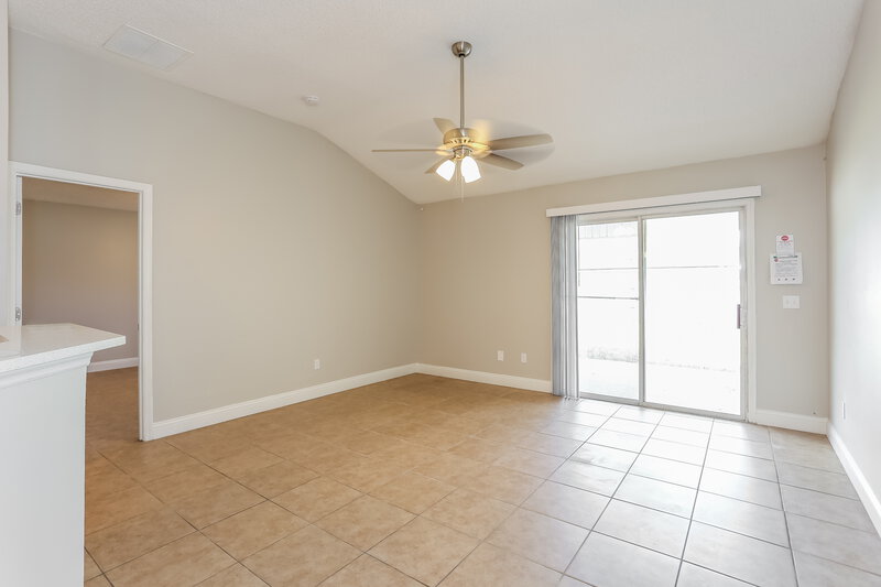 1,950/Mo, 8077 Welbeck Ln Jacksonville, FL 32244 Living Room View 3