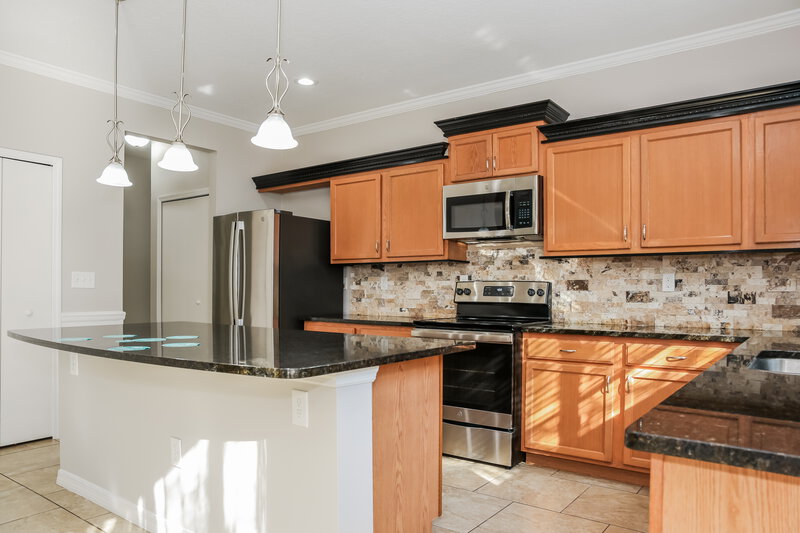 2,080/Mo, 7593 Mishkie Dr Jacksonville, FL 32244 Kitchen View 2