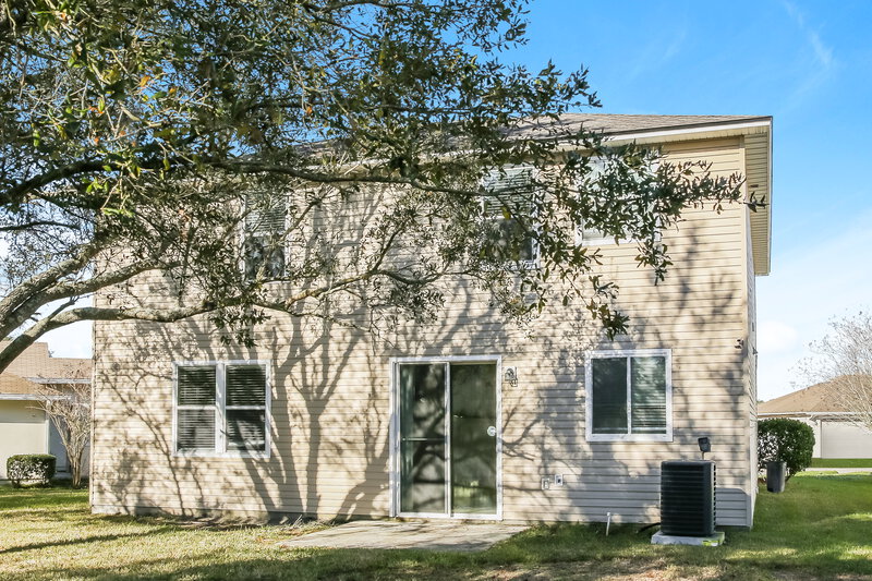 2,080/Mo, 7593 Mishkie Dr Jacksonville, FL 32244 Rear View