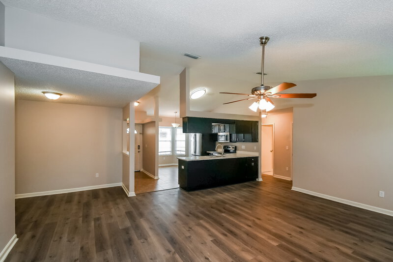 1,675/Mo, 1612 Ibis Dr Orange Park, FL 32065 Living Room View