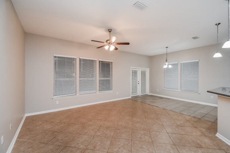 1,985/Mo, 9304 Hawkeye Dr Jacksonville, FL 32221 Living Room View