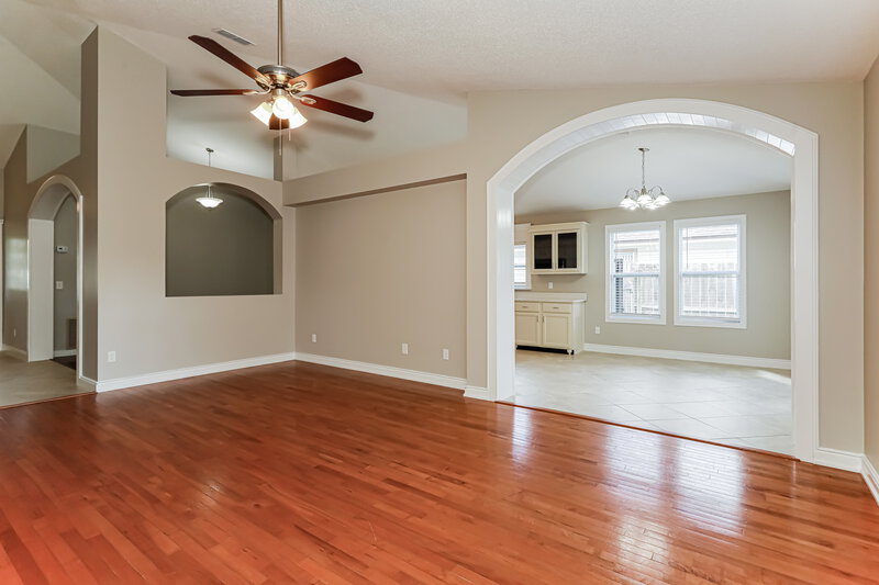 2,140/Mo, 11059 Ridge Point Dr Jacksonville, FL 32257 Living Room View