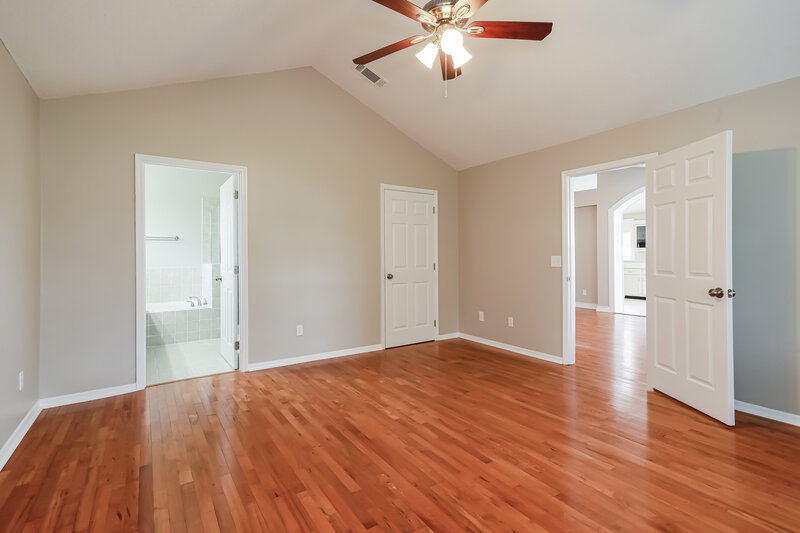 2,140/Mo, 11059 Ridge Point Dr Jacksonville, FL 32257 Main Bedroom View 2