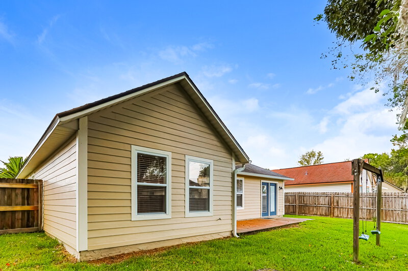2,140/Mo, 11059 Ridge Point Dr Jacksonville, FL 32257 Rear View 2