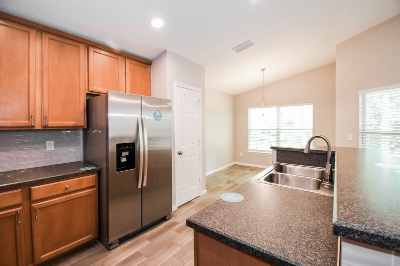 2,780/Mo, 1032 Beckingham Dr Saint Augustine, FL 32092 Kitchen View