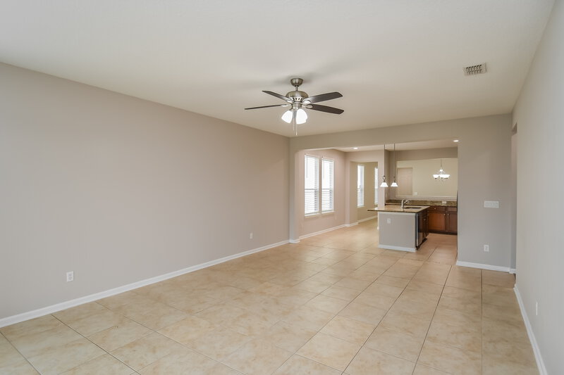 2,000/Mo, 654 Briar View Dr Orange Park, FL 32065 Living Room View