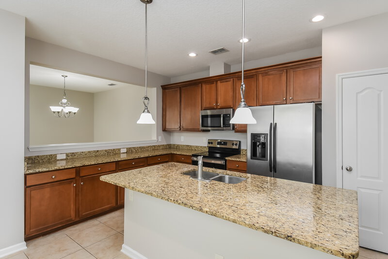 2,000/Mo, 654 Briar View Dr Orange Park, FL 32065 Kitchen View 2
