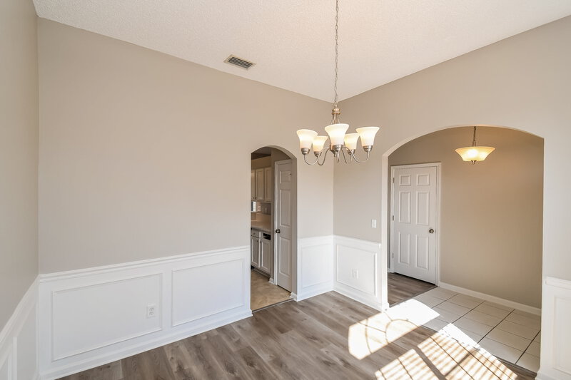 1,950/Mo, 2711 Ravine Hill Dr Middleburg, FL 32068 Dining Room View