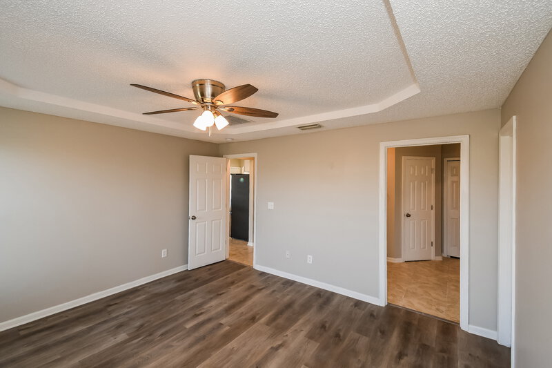 1,950/Mo, 2711 Ravine Hill Dr Middleburg, FL 32068 Main Bedroom View 2