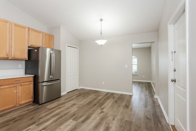 2,000/Mo, 8463 Hunston Mill Ln E Jacksonville, FL 32244 Breakfast Nook View