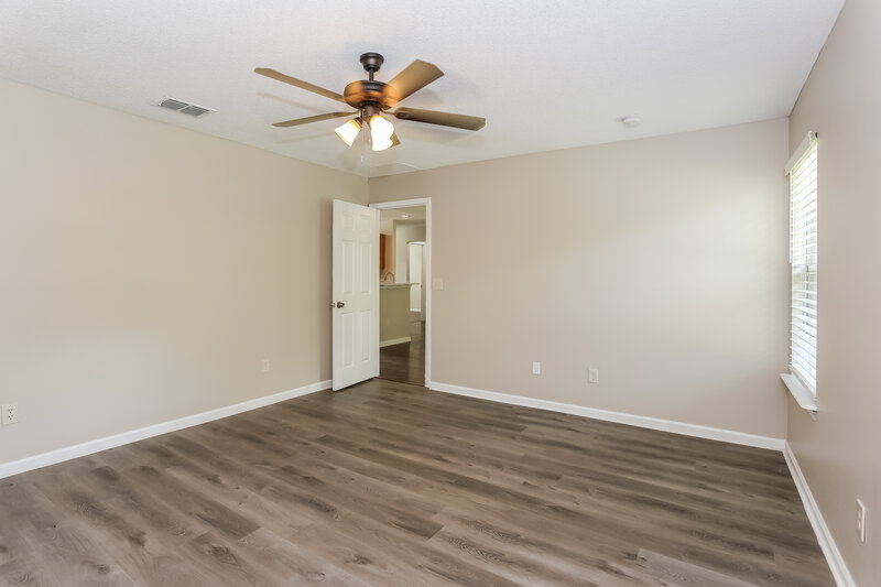 1,815/Mo, 11159 Lauren Oak Ln Jacksonville, FL 32221 Main Bedroom View 2