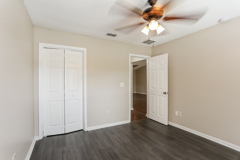 1,815/Mo, 11159 Lauren Oak Ln Jacksonville, FL 32221 Bedroom View 2