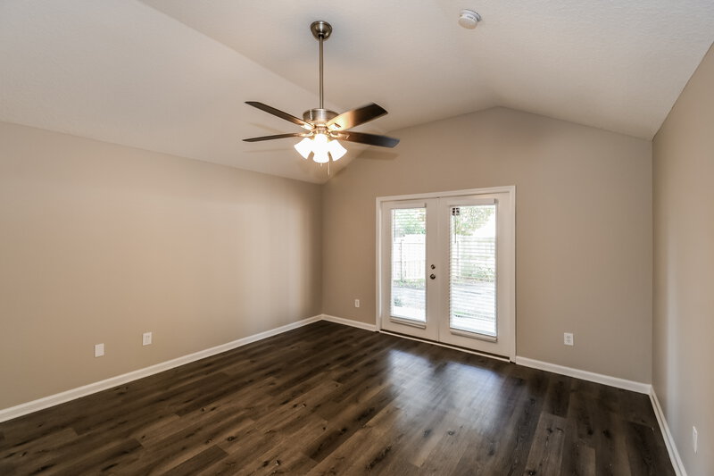 2,035/Mo, 9202 Redtail Dr Jacksonville, FL 32222 Main Bedroom View