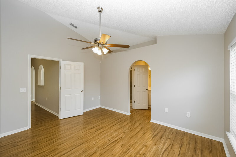 1,945/Mo, 5590 Oak Crossing Ct Jacksonville, FL 32244 Main Bedroom View 2