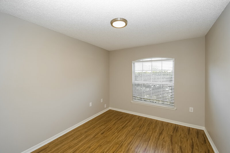 1,945/Mo, 5590 Oak Crossing Ct Jacksonville, FL 32244 Bedroom View