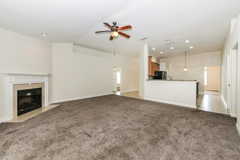 1,965/Mo, 612 Martin Lakes Dr E Jacksonville, FL 32220 Living Room View 2