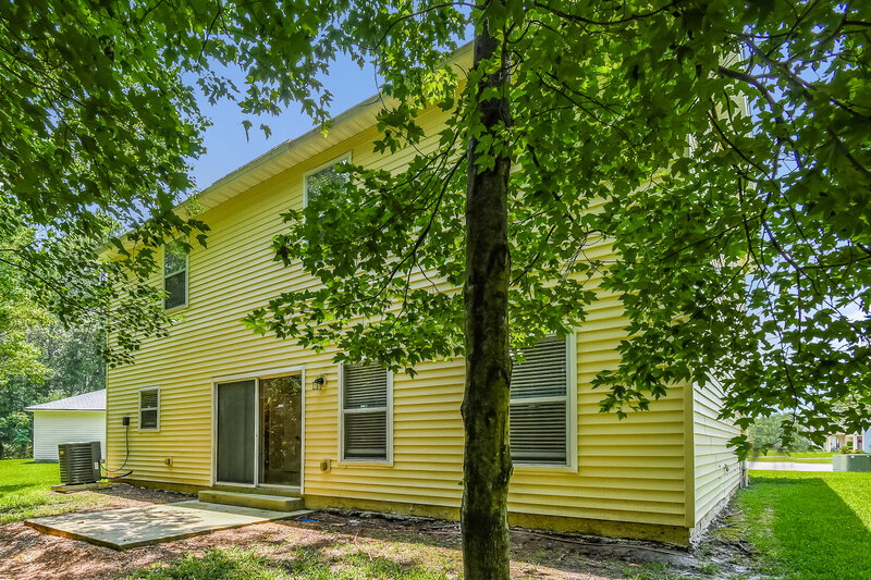 2,180/Mo, 7242 Rampart Ridge Cir E Jacksonville, FL 32244 Rear View