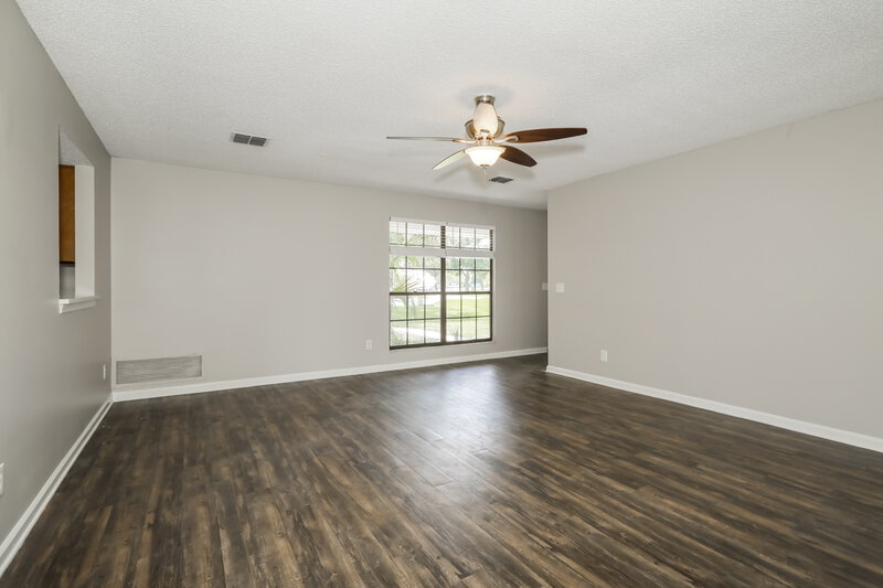 1,965/Mo, 2404 Sourwood Ct Orange Park, FL 32065 Living Room View 2