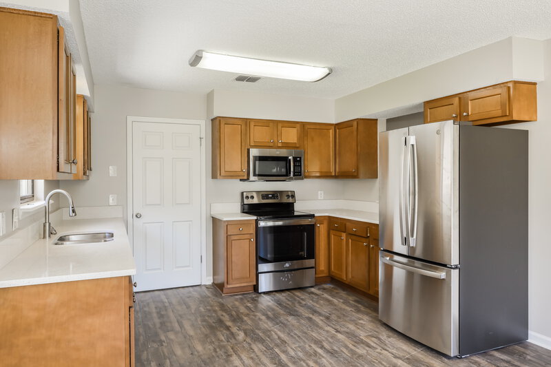 1,965/Mo, 2404 Sourwood Ct Orange Park, FL 32065 Kitchen View