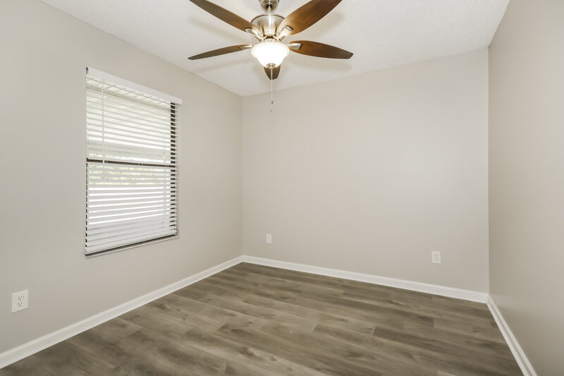 1,965/Mo, 2404 Sourwood Ct Orange Park, FL 32065 Bedroom View 3