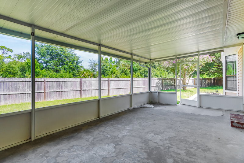 1,965/Mo, 2404 Sourwood Ct Orange Park, FL 32065 Screen Porch View