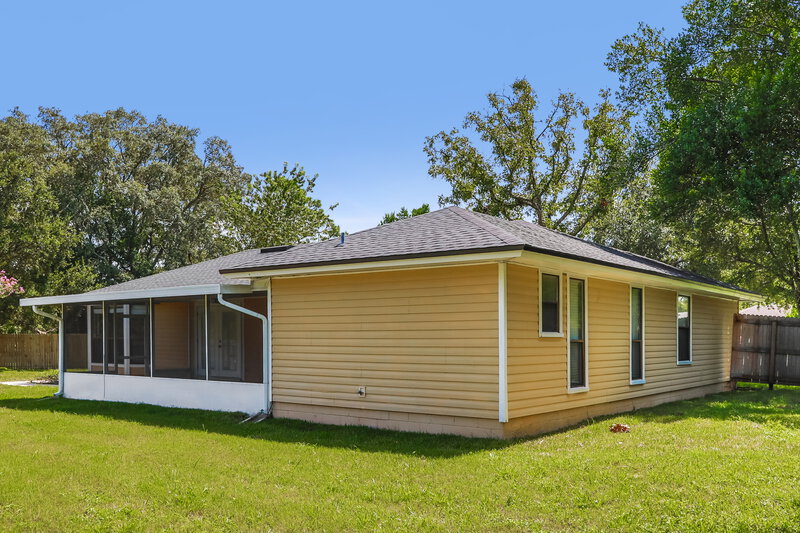1,965/Mo, 2404 Sourwood Ct Orange Park, FL 32065 Rear View