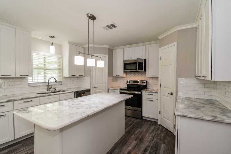2,620/Mo, 2712 Cobblestone Forest Cir W Jacksonville, FL 32225 Kitchen View