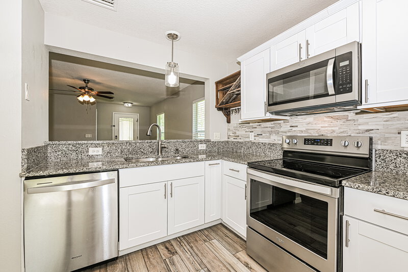 1,845/Mo, 168 Buck Run Way Saint Augustine, FL 32092 Kitchen View 2