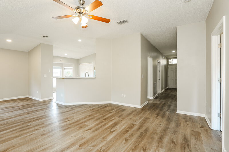 1,775/Mo, 3272 Net Ct Jacksonville, FL 32277 Living Room View