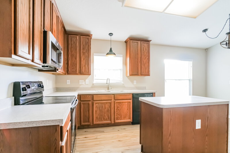 2,160/Mo, 1051 Three Forks Ct St Augustine, FL 32092 Kitchen View