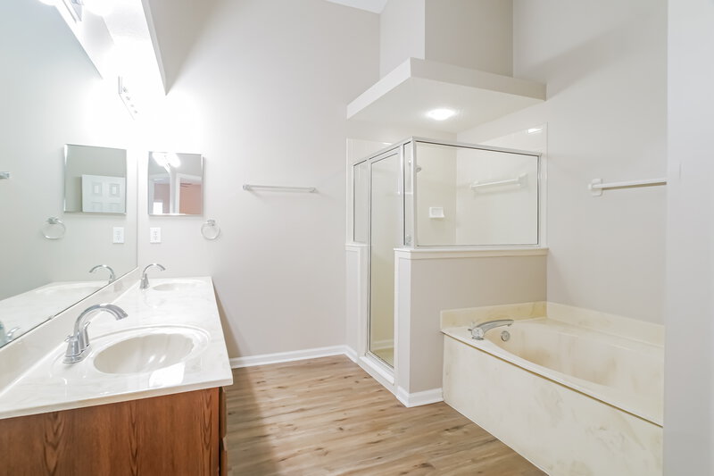 2,160/Mo, 1051 Three Forks Ct St Augustine, FL 32092 Main Bathroom View