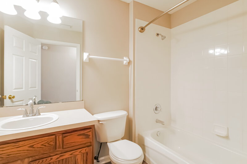 2,160/Mo, 1051 Three Forks Ct St Augustine, FL 32092 Bathroom View