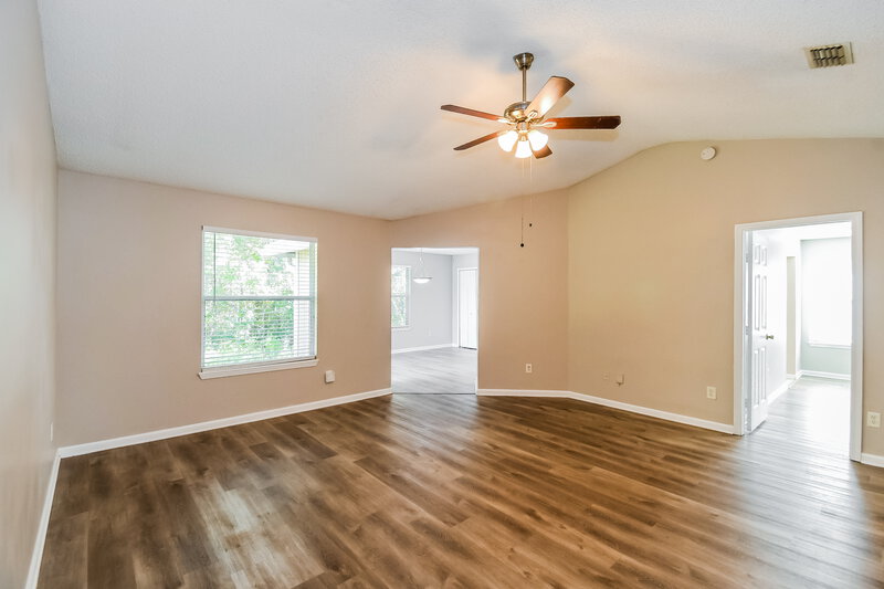 1,640/Mo, 8173 Tessa Ter E Jacksonville, FL 32244 Living Room View 2