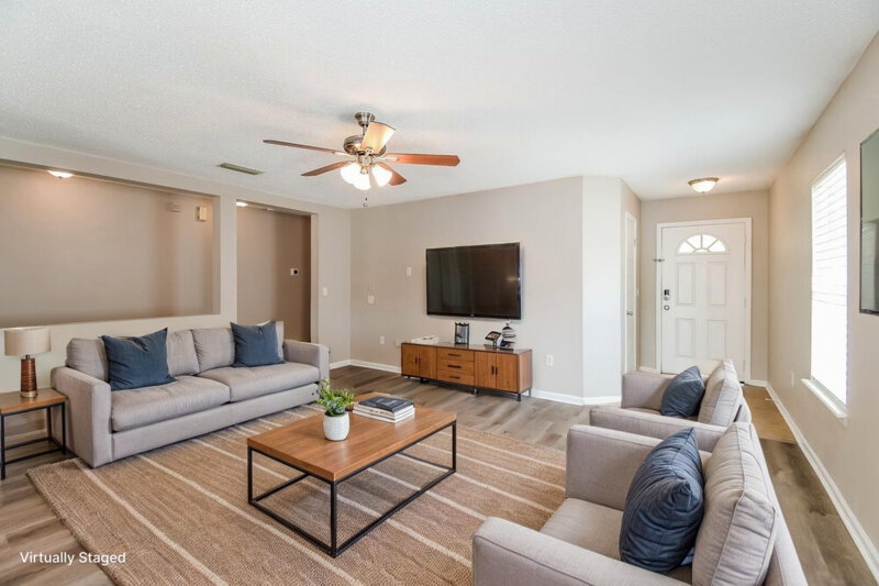 1,860/Mo, 11412 Brian Lakes Dr Jacksonville, FL 32221 Misc View