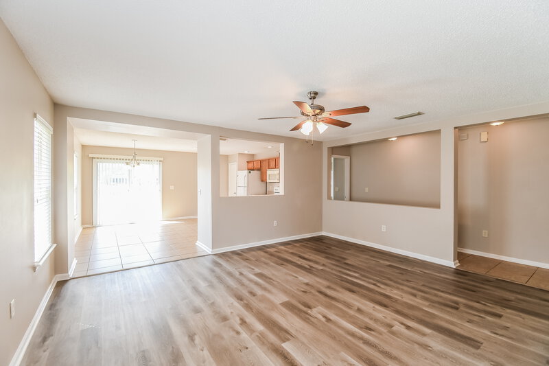 1,860/Mo, 11412 Brian Lakes Dr Jacksonville, FL 32221 Misc View 3