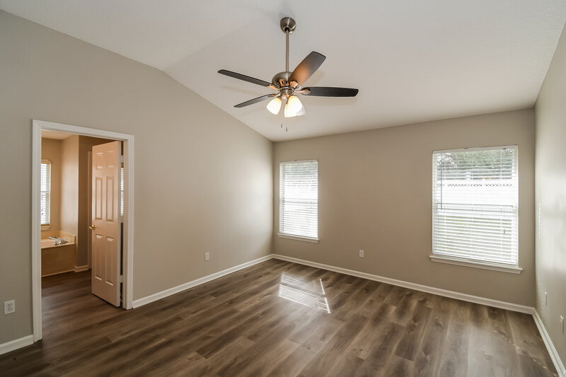 1,875/Mo, 1639 Canopy Oaks Dr Orange Park, FL 32065 Main Bedroom View