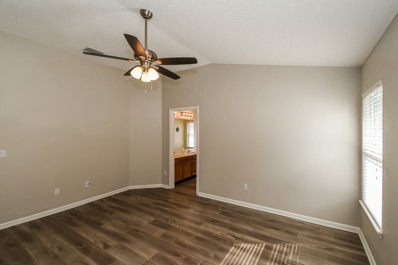 1,875/Mo, 1639 Canopy Oaks Dr Orange Park, FL 32065 Main Bedroom View 2