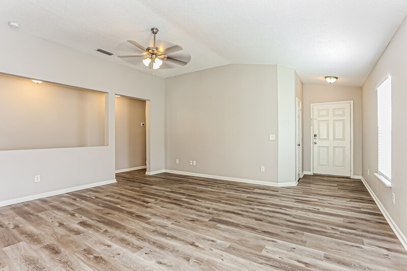 1,845/Mo, 720 Rembrandt Ave Ponte Vedra, FL 32081 Living Room View